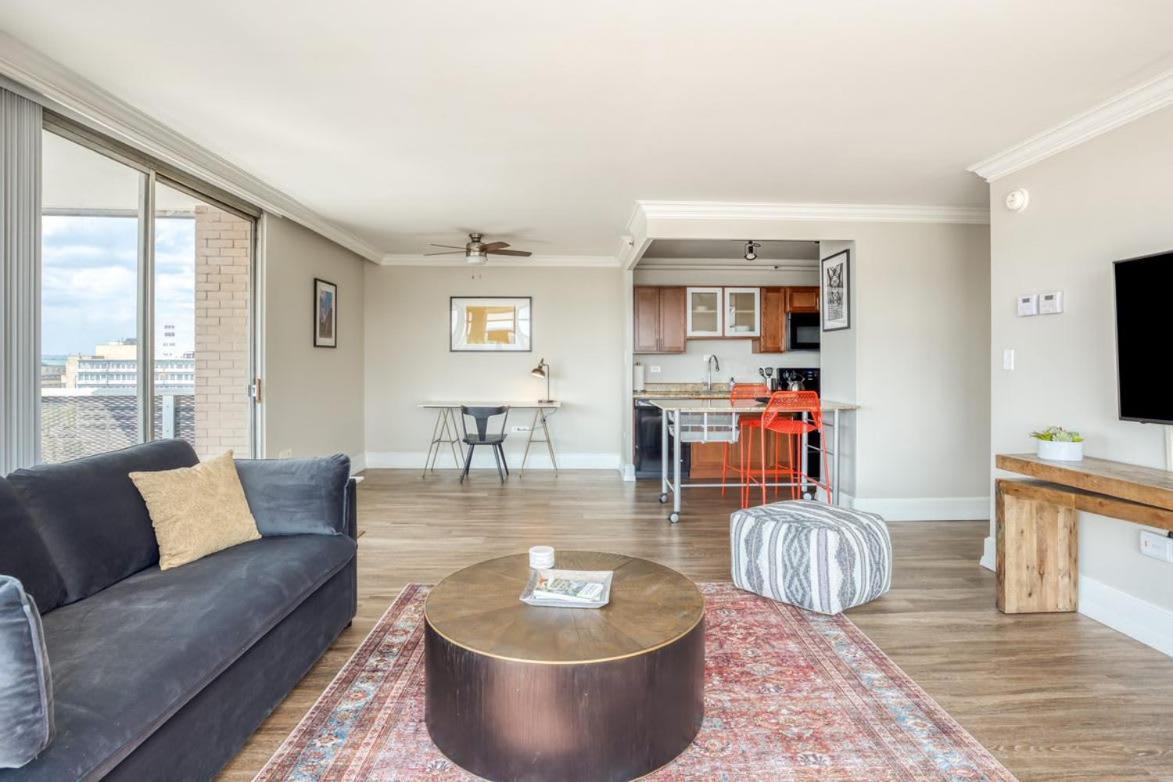 Cozysuites 800 Tower 1Br With Gym! 10 Louisville Exterior foto